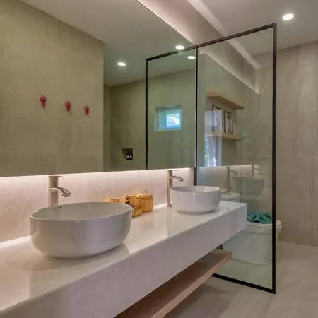 Thirty Degrees In February, Khao Tao, Hua Hin Villa Exterior photo